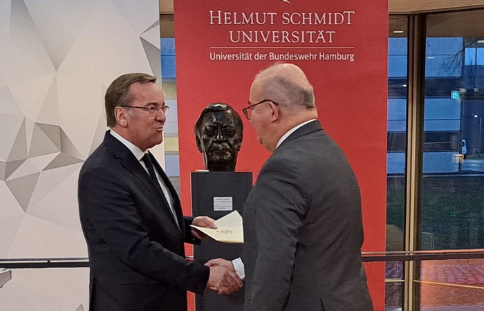 Universitätspräsident Prof. Dr. Klaus Beckmann für zweite Amtszeit berufen